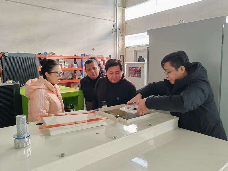 ��˾�ܾ�������������ͻ����ܲ�Ʒ